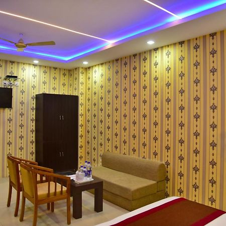 Hotel Nexus L Hotels In Charbagh ลัคเนา ภายนอก รูปภาพ