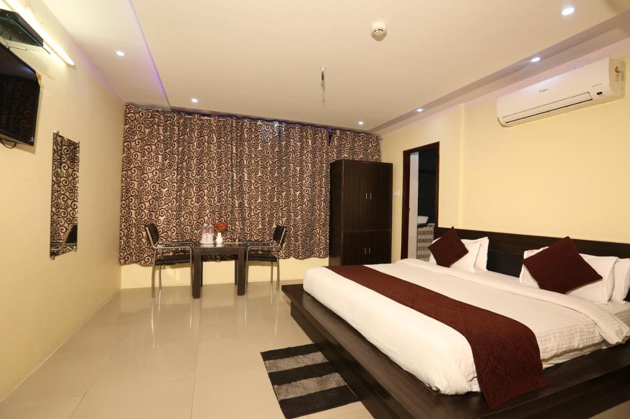 Hotel Nexus L Hotels In Charbagh ลัคเนา ภายนอก รูปภาพ