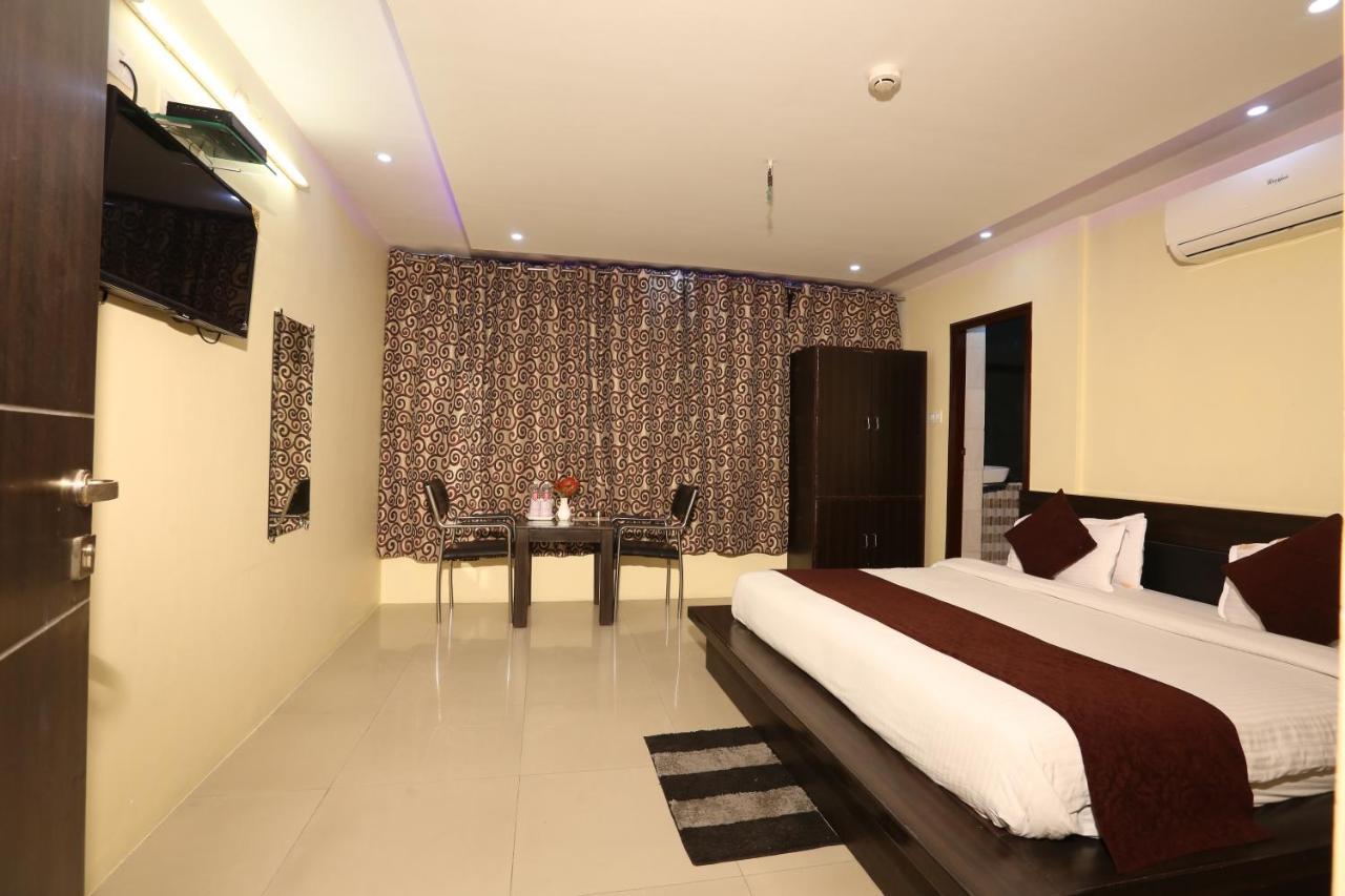 Hotel Nexus L Hotels In Charbagh ลัคเนา ภายนอก รูปภาพ