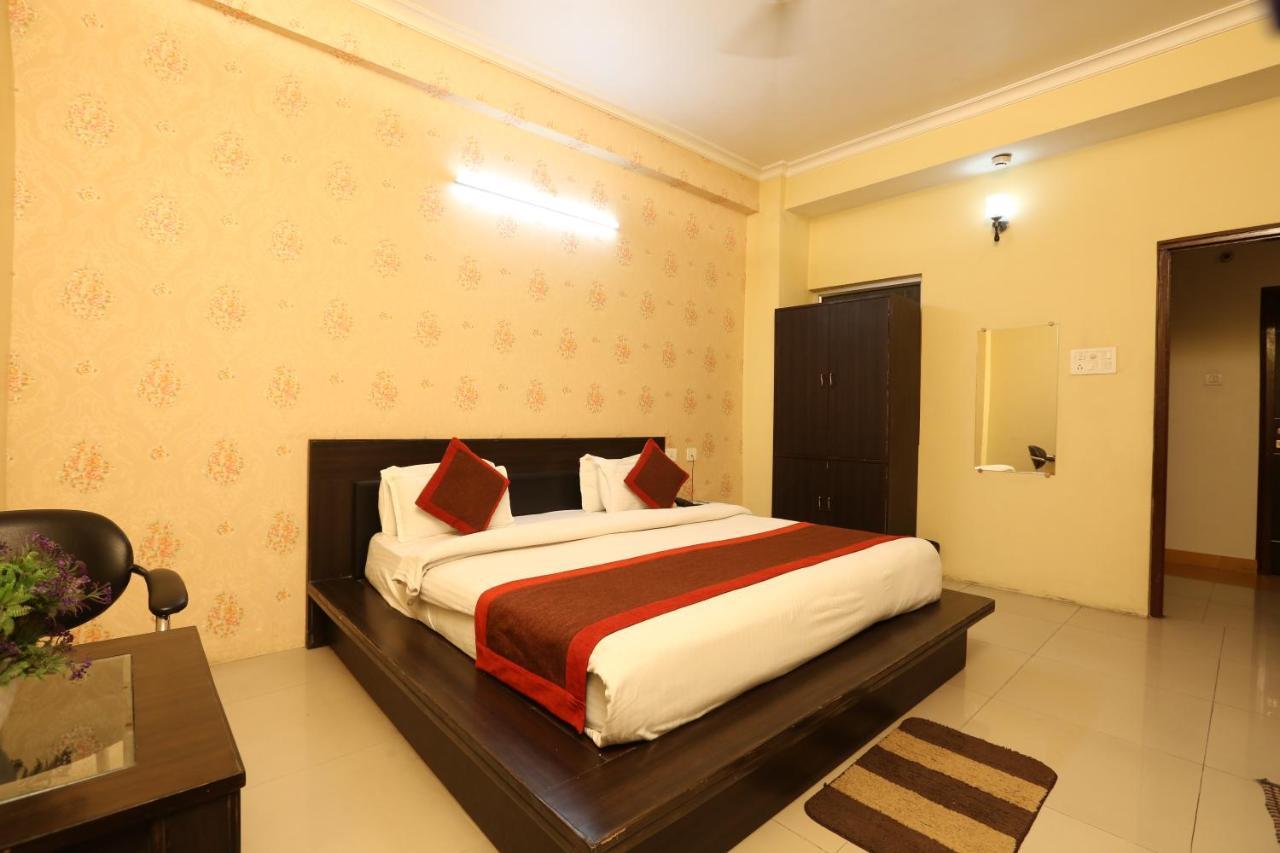 Hotel Nexus L Hotels In Charbagh ลัคเนา ภายนอก รูปภาพ