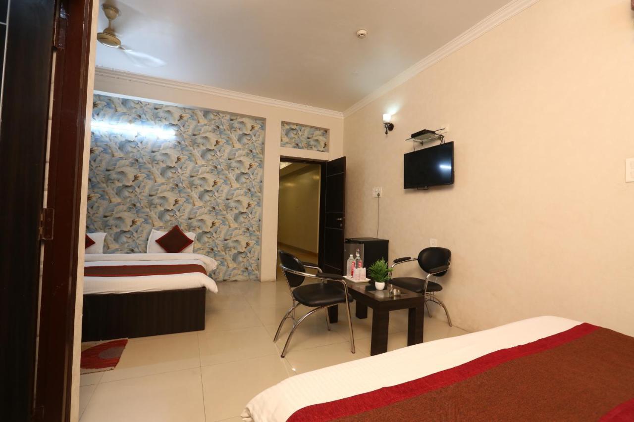 Hotel Nexus L Hotels In Charbagh ลัคเนา ภายนอก รูปภาพ