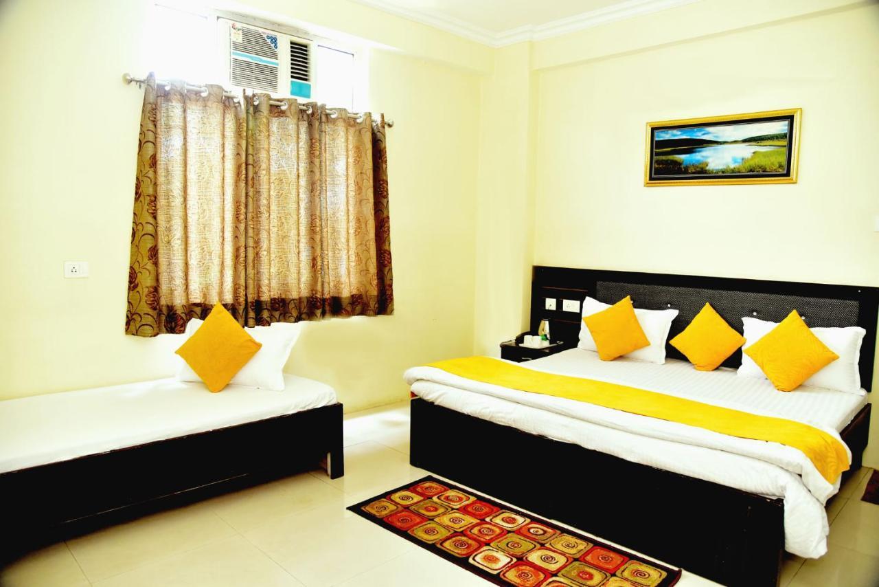 Hotel Nexus L Hotels In Charbagh ลัคเนา ภายนอก รูปภาพ