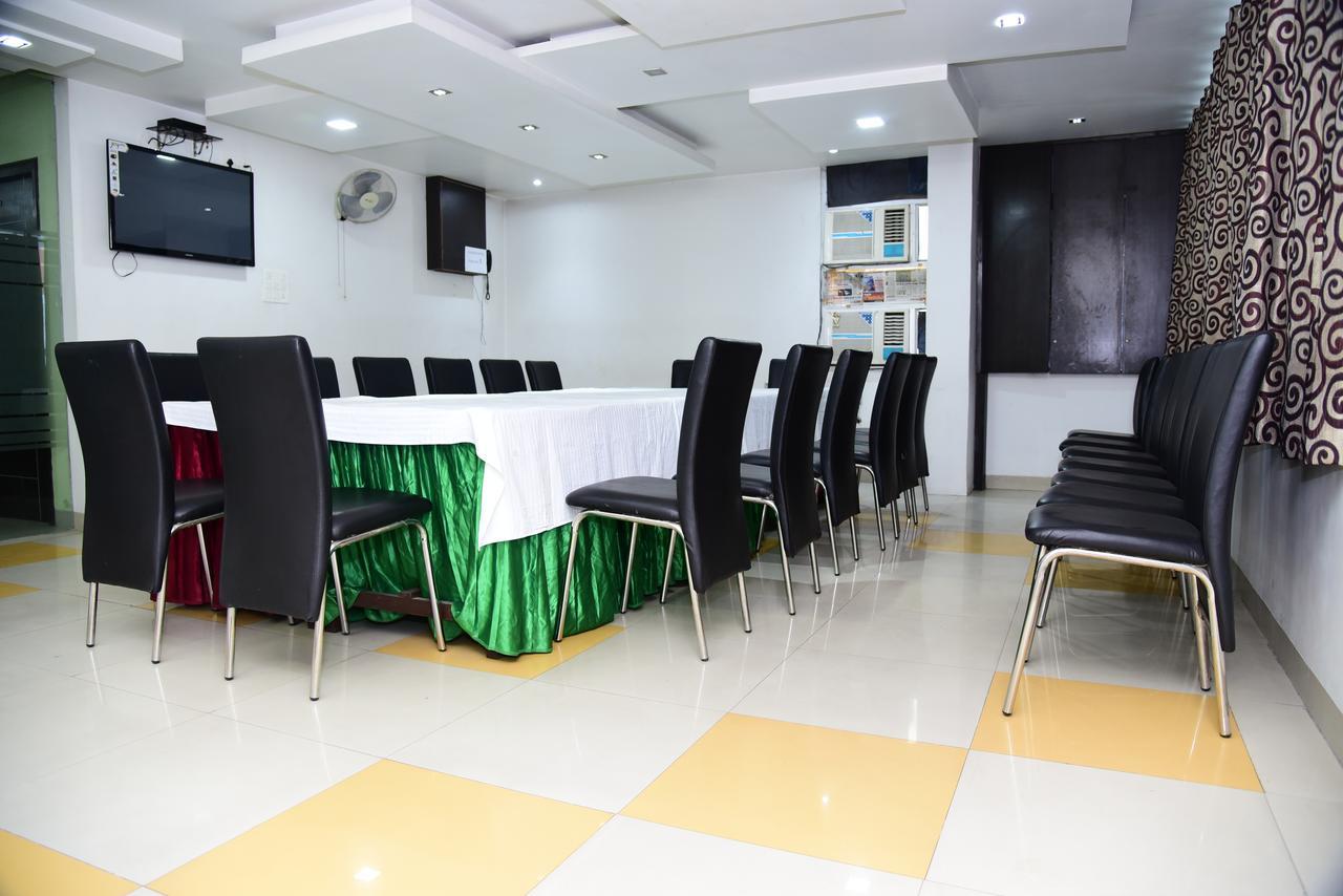 Hotel Nexus L Hotels In Charbagh ลัคเนา ภายนอก รูปภาพ