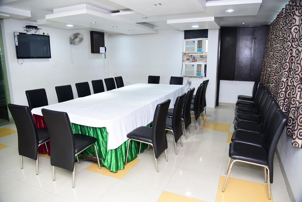 Hotel Nexus L Hotels In Charbagh ลัคเนา ภายนอก รูปภาพ