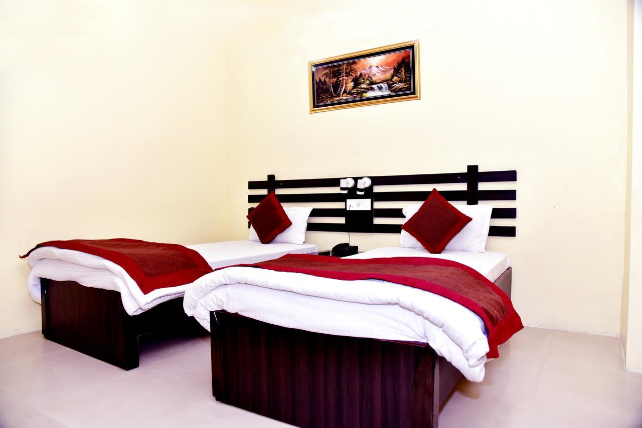 Hotel Nexus L Hotels In Charbagh ลัคเนา ภายนอก รูปภาพ